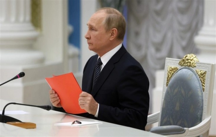 Putin orders ceasefire in Ukraine to mark Orthodox Christmas