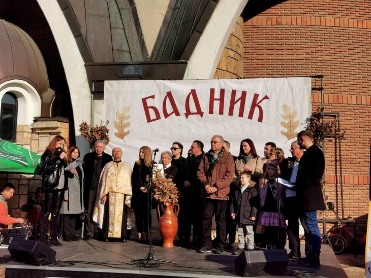 Christmas Eve event in Skopje sends messages of good health and well-being in new year