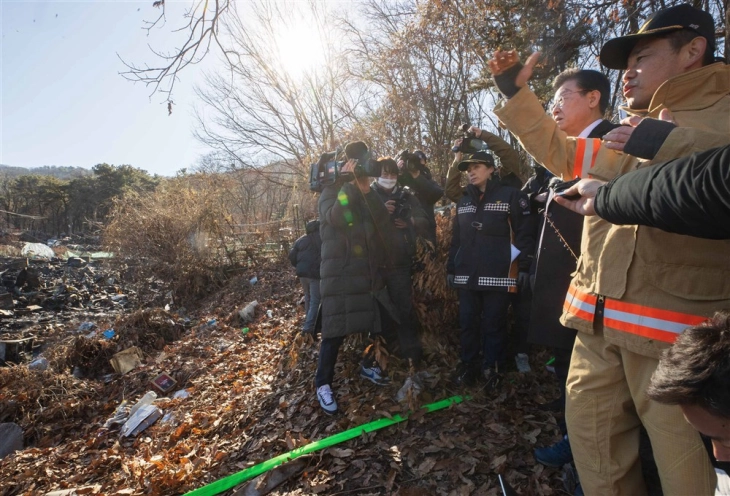 Reports: Hundreds evacuated, dozens of houses lost in Seoul fire