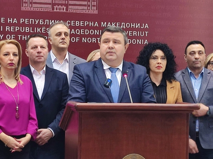 ВМРО-ДПМНЕ поднесе закон за целосна амнестија на лицата осудени за настаните од 27 април 2017 година во Собранието