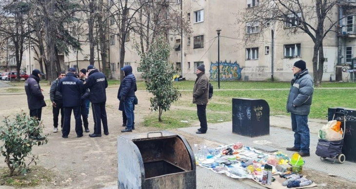 Герасимовски: На барање на граѓаните ги засилуваме контролите на нелегалните препродавачи кај Зелен пазар