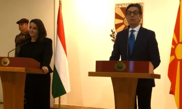 Novak pa koment për azilin e ish kryeministrit Gruevski