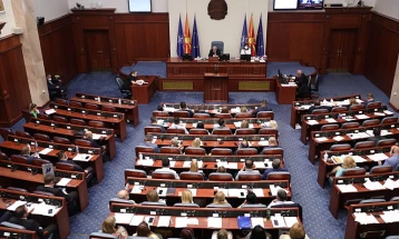 Предлогот за реконструкција на Владата пред пратениците, Алтернатива ќе биде опозиција