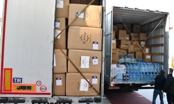 Над 650 пакети со помош за настраданите од земјотресот во Турција собрани во хуманитарната акција на Меѓународниот балкански универзитет и Рамстор