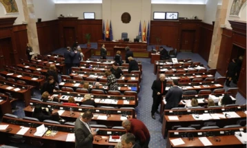 Parliamentary debate over dismissal of Alternativa’s ministers to resume on Wednesday