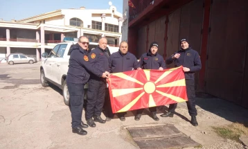 Штипските пожарникари кои беа во Турција ќе добијат и по една просечна македонска плата