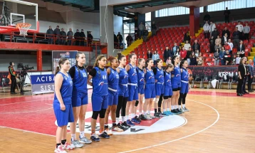 Прв куп трофеј за кошаркарките на МЗТ Скопје Аеродром