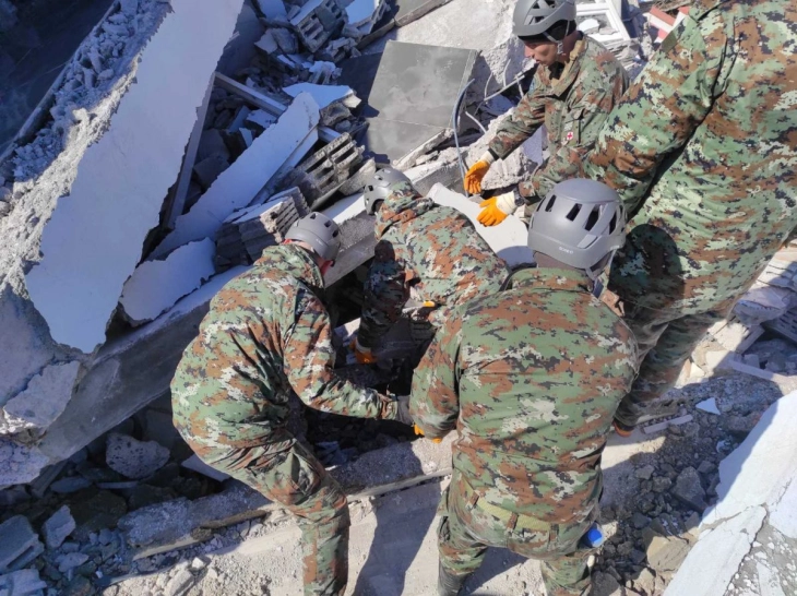Пречек на припадниците на Армијата кои учествуваа во спасувачката операција во Турција