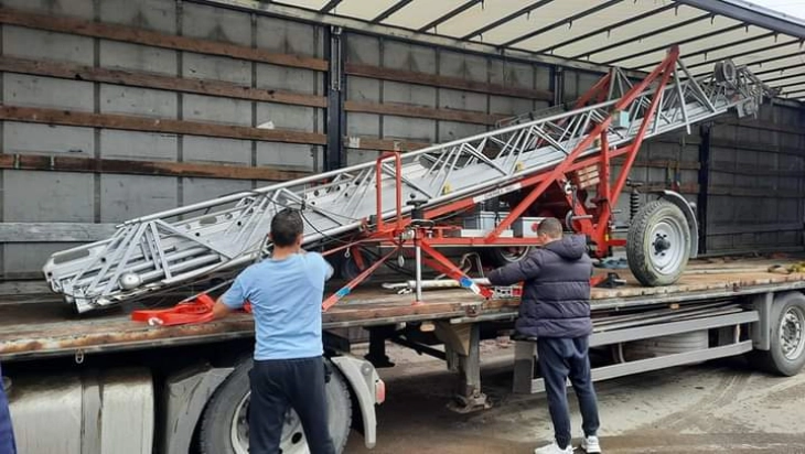 Се подобрува опременоста на делчевските пожарникари