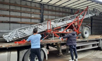 Се подобрува опременоста на делчевските пожарникари