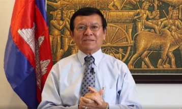 Судот во Камбоџа го осуди лидерот на опозицијата на 27 години затвор