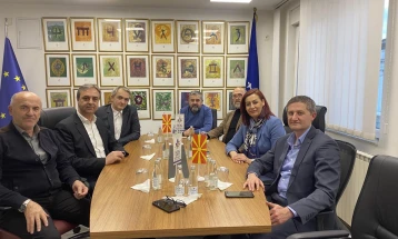 Заменик премиерот на Косово Реџепи го посети БДС