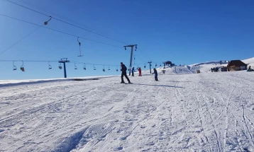 Најстудено на Попова Шапка -4 степени