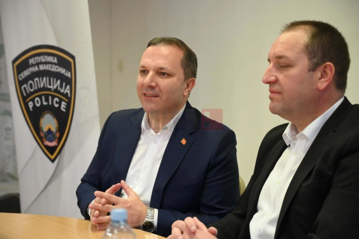 Spasovski në Ditën e Hapur të MPB-së me studentët e Fakultetit të Sigurisë