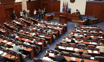 Пратеничката група на ВМРО-ДПМНЕ бара повлекување од пленарна седница на законите за игрите на среќа и на лековите и медицинските средства