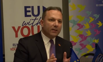 Спасовски за објавите на Фејсбук: Да не се изнесуваат информации кои предизвикуваат страв и паника во јавноста, без точни и проверени податоци