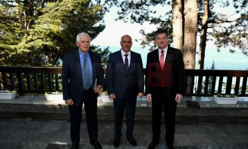 АП за средбата во Охрид: Високи влогови во разговорите
