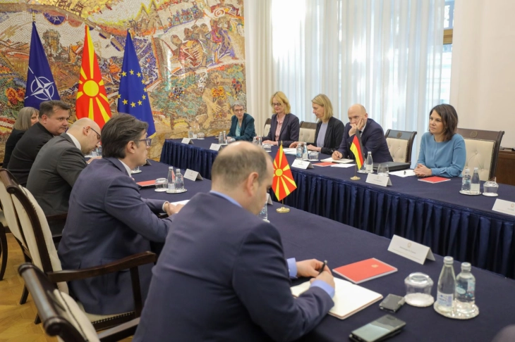 Средба на претседателот Пендаровски со германската министерка за надворешни работи Баербок