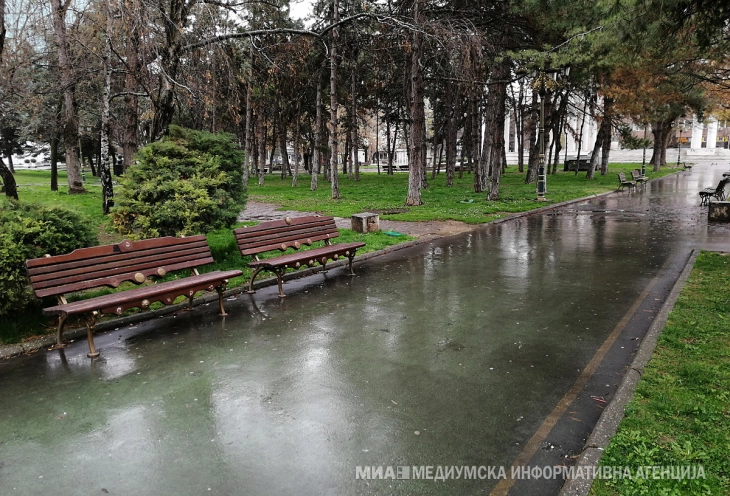 УХМР: Нестабилно со врнежи од дожд, силен ветер и заладување