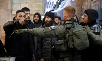 Përleshje në afërsi të xhamisë Al Aksa në Jerusalem dy netë me radhë