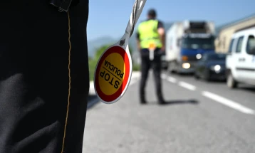 Sanksionohen 81 shoferë për ngasjen e automjetit nën ndikimin e alkoolit në territorin e SPB Manastir