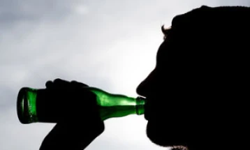 Секој четврти човек во Словенија има проблем со алкохолот