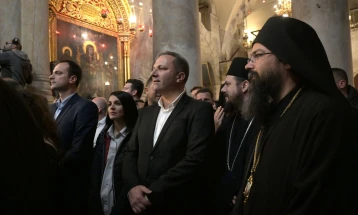 Spasovski, Kostadinovska Stojchevska: Receiving Holy Light directly from Jerusalem historic moment for Macedonian citizens