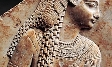 Египќаните против Нетфликс: Клеопатра имала бела, а не црна кожа