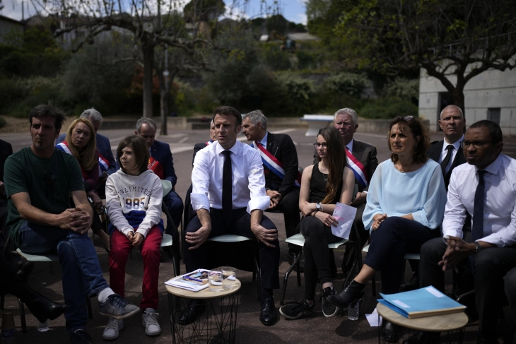 Makroni edhe në jug të Francës u prit me protesta  për reformën e miratuar të pensioneve