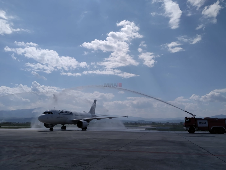 Бочварски: Владата останува фокусирана на унапредување на авиосообраќајот