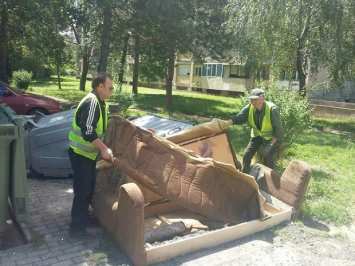 Кисела Вода бесплатно ќе го собира кабастиот отпад