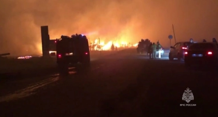 Голем пожар во Свердловск кај Урал - досега едно лице загина, а изгореа 178 згради