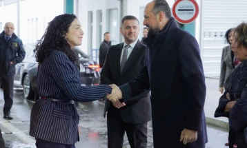 Deputy PM Bytyqi welcomes Kosovo President Osmani-Sadriu at Blace border crossing