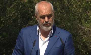 Рама во посета на Велика Британија, во фокусот изградба на елитна спортска академија во Драч