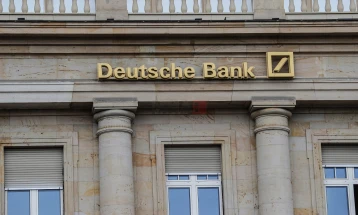 Дојче банк во првиот квартал оствари добивка од 1,85 милијарди евра