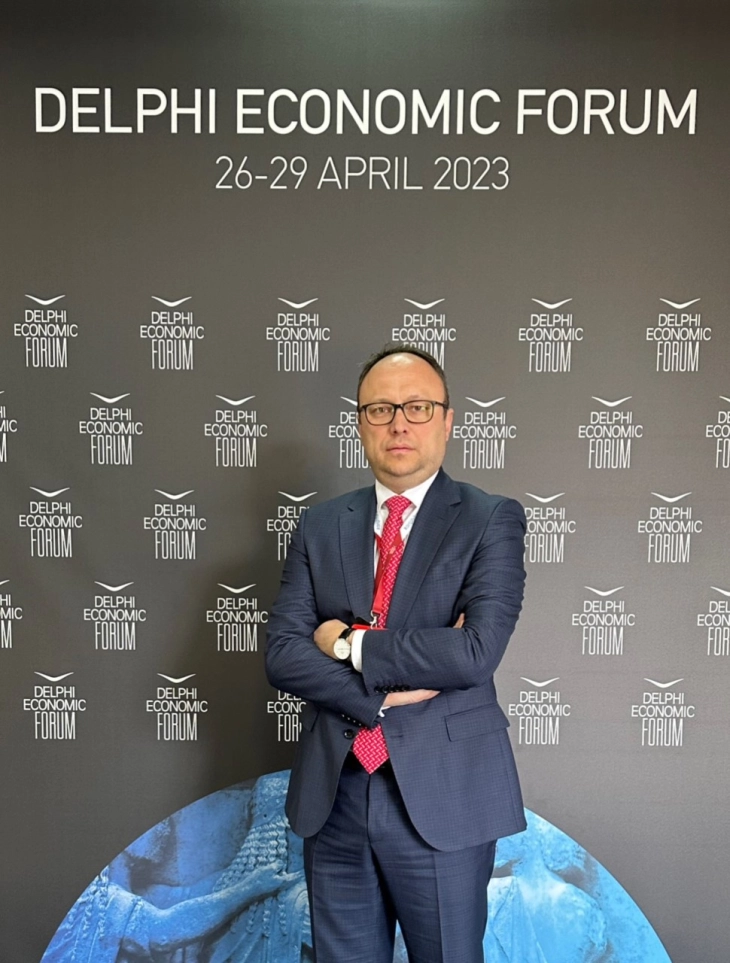 Николоски на Делфи економскиот форум: „Отворен Балкан“ е шанса за подобра иднина, подобар живот за граѓаните и поподготвени држави за влез во ЕУ