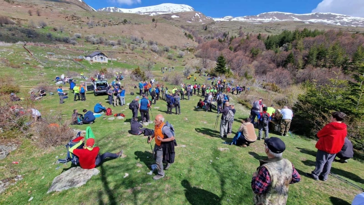 Неделна акција за собирање смет во националниот парк Шар Планина