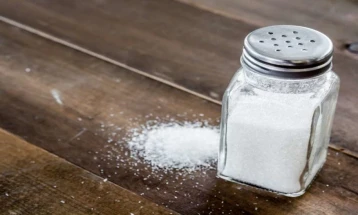 Зголемениот внос на сол е опасност за развој на атеросклероза и кај луѓе со нормален крвен притисок