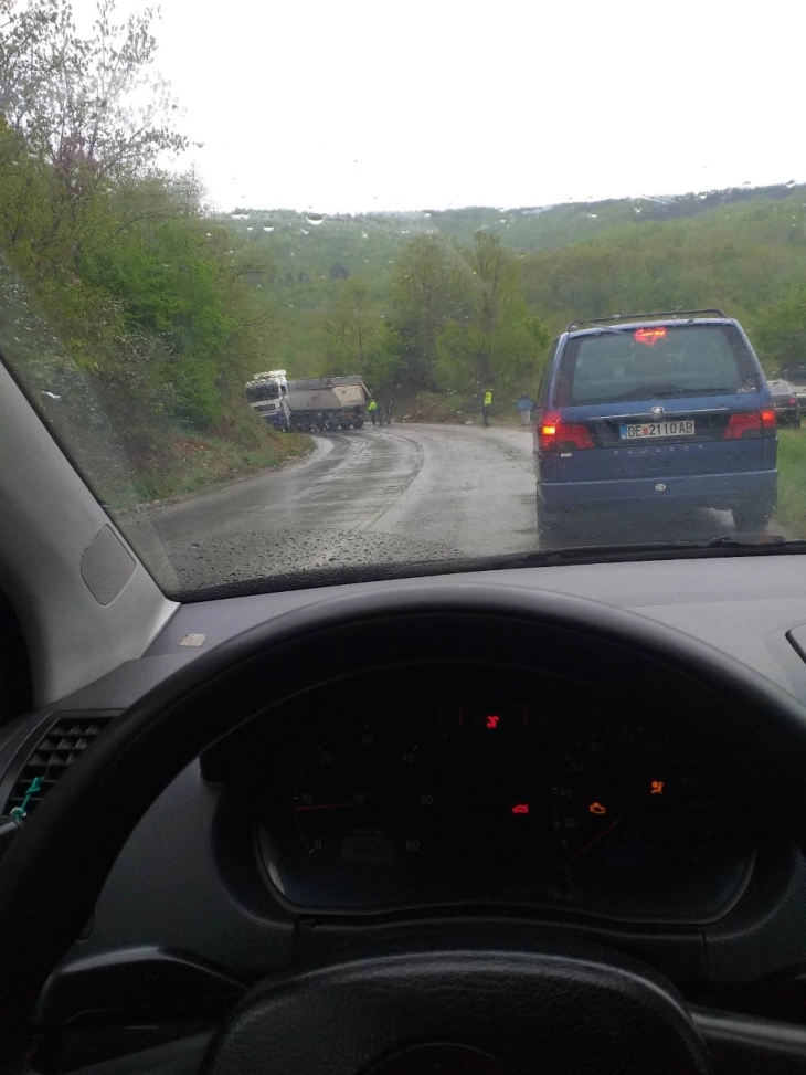 Нормализиран сообраќајот на регионалниот пат Делчево - Македонска Каменица