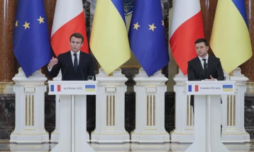 Paris promises Ukraine new military aid