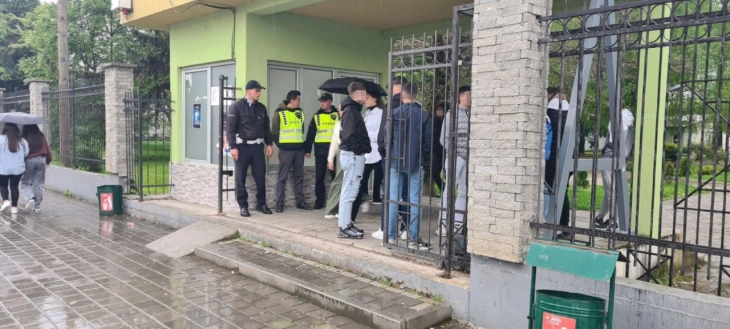 Заеднички превентивни контроли на полициски инспектори и социјални работници за поголема безбедност меѓу учениците