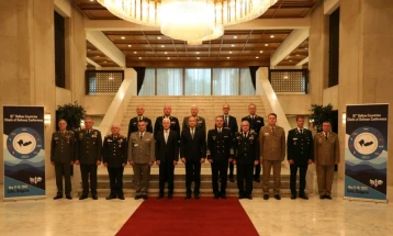 Army Chief of Staff, Lieutenant-General Gjurchinovski attends B-9 Forum in Sofia