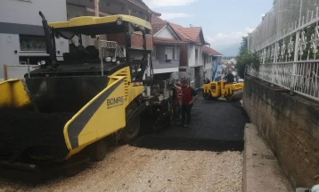 Костадинов на увид во градежните работи во Турското маало во Струмица