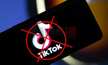 Европската комисија им забрани на вработените да користат ТикТок