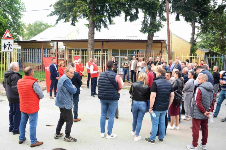 „Рамо до рамо“ со граѓаните на Охрид, Петровец, Ранковце, Кратово и Радовиш: Коридорите 8 и 10 Д носат раст на БДП од два отсто годишно