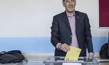 Kandidati i rendituri i tretë Sinan Ogan me mbështetje për Erdoganin në rrethin e dytë të zgjedhjeve presidenciale në Turqi