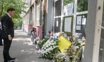 Osmani lays wreath at Belgrade school in respect to mass murder victims