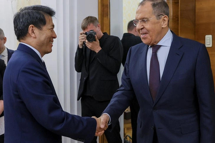 Кинескиот специјален пратеник уверува дека Пекинг ќе преземе конкретни напори за воспоставување мир во Украина