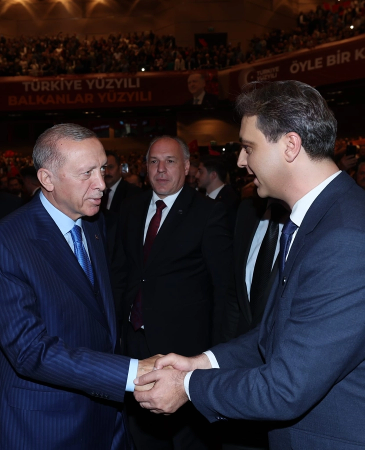 Бошњачкиот демократски сојуз му ја честита победата на Ердоган