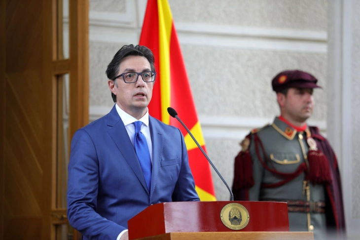 President Pendarovski signs decrees on five laws related to construction of Corridors VIII and Xd